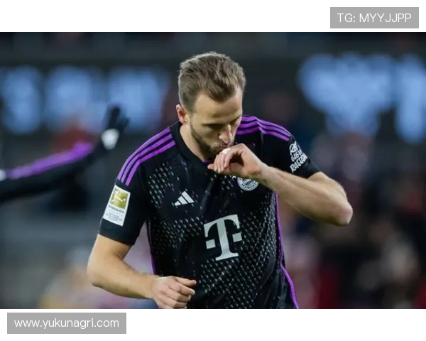 [德甲]凯恩德甲首秀传射 拜仁首轮大胜.